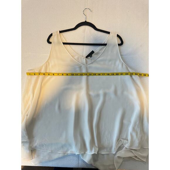 Lane Bryant Womens Plus Size Flowy Tank Top V-Neck White SIZE 22 - Picture 3 of 6